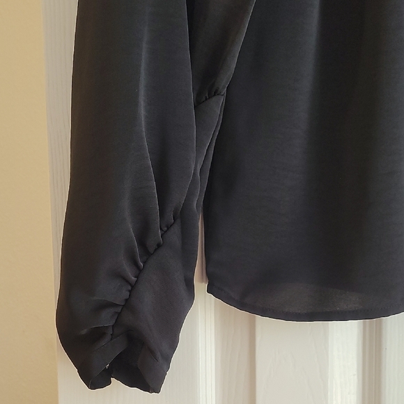 Prologue  Black Women's Top - Picture 3 of 10